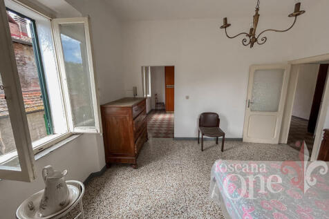la corte-0701.jpg