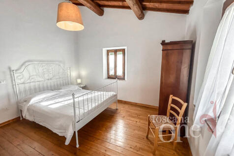 0188CASALE OLIVETO.j