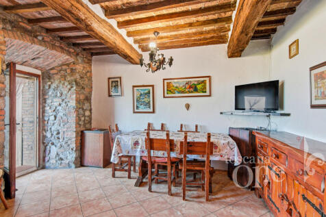 palazzotto luciana -