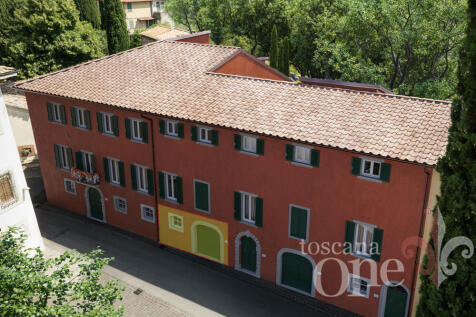 3- casa rucellai.jpg