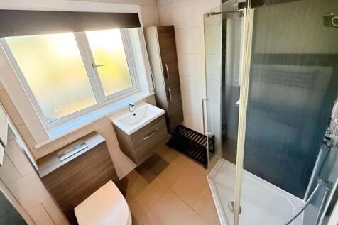 SHOWER-ROOM