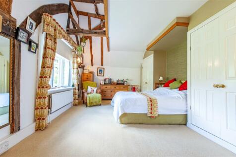 Bedroom 1...jpg