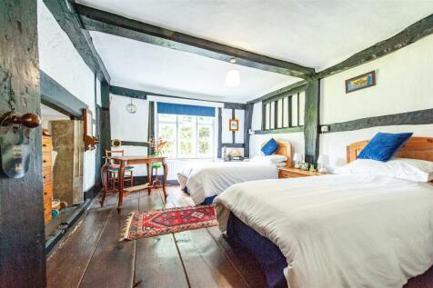 Bedroom 2.jpg