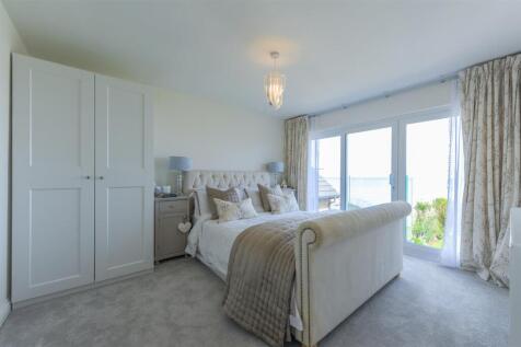 Bedroom 2..jpg