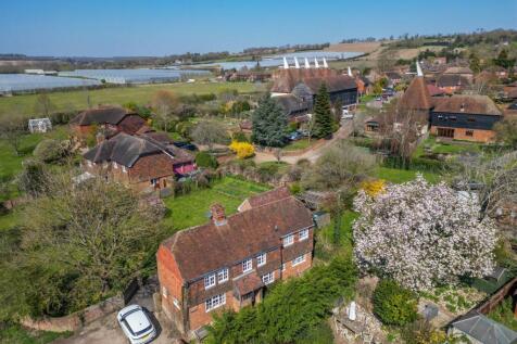 Tatt Cottage31.jpg