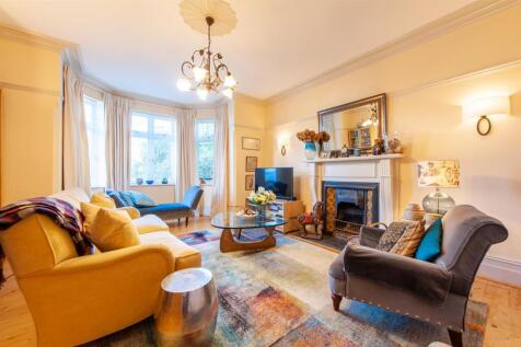 Sitting Room.jpg