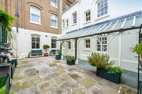 Officers Terrace18.JPG