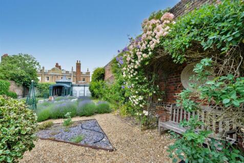 Officers Terrace4.JPG