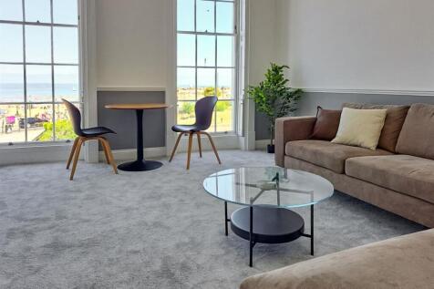Flat 1, 12a Marine Gardens2..jpg