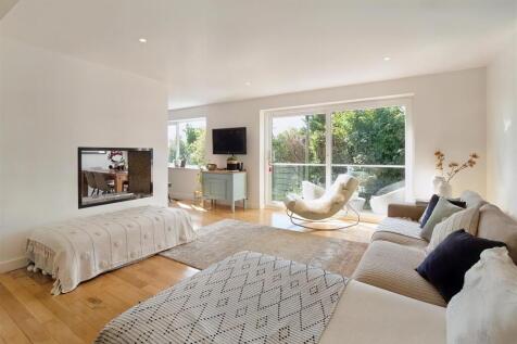 Living Area.jpg