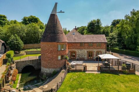 Back of house .jpg
