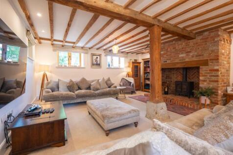 Sitting room.jpg