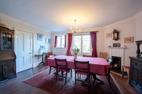 Dining Room.jpg