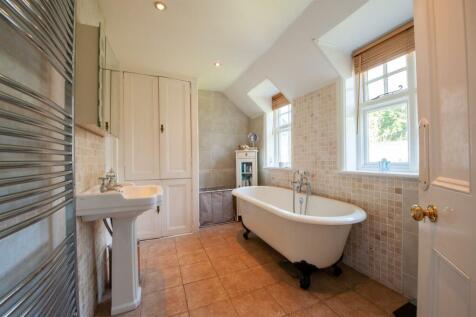 Jack and Jill Bathroom.jpg
