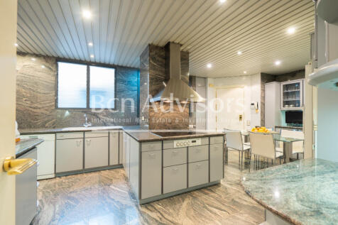 increible-atico-duplex-con-gran-terraza-eixampl...