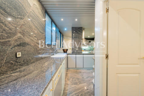 increible-atico-duplex-con-gran-terraza-eixampl...