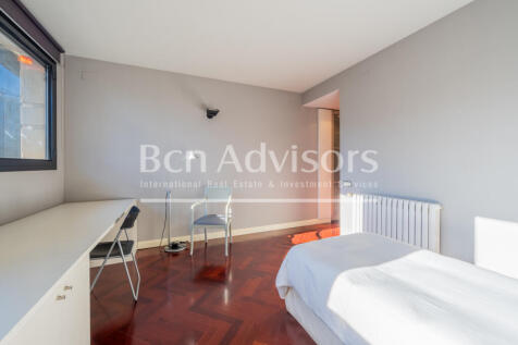 increible-atico-duplex-con-gran-terraza-eixampl...