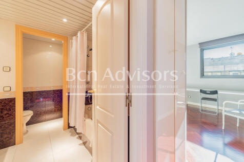 increible-atico-duplex-con-gran-terraza-eixampl...