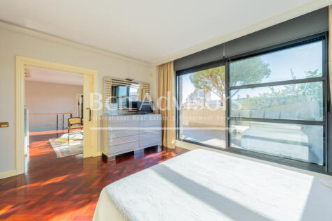 increible-atico-duplex-con-gran-terraza-eixampl...
