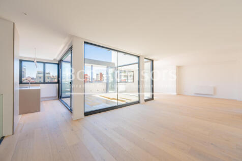 excelente-atico-duplex-con-2-terrazas-en-rambla...