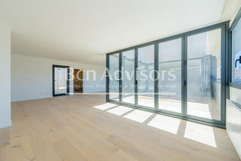 excelente-atico-duplex-con-2-terrazas-en-rambla...
