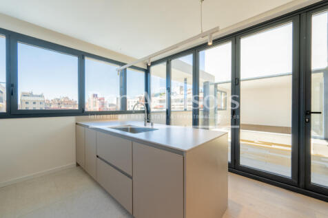 excelente-atico-duplex-con-2-terrazas-en-rambla...