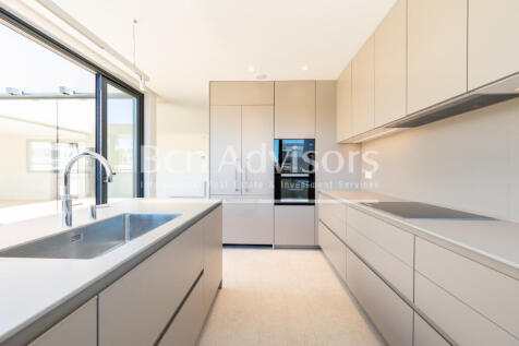 excelente-atico-duplex-con-2-terrazas-en-rambla...