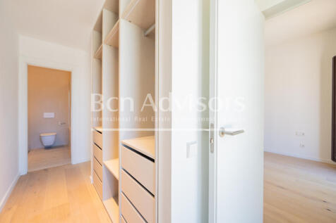 excelente-atico-duplex-con-2-terrazas-en-rambla...