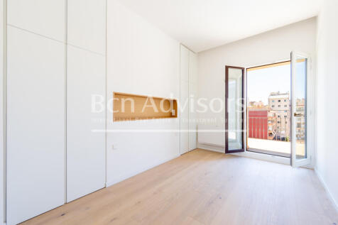 excelente-atico-duplex-con-2-terrazas-en-rambla...