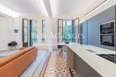 Impresionante-piso-modernista-reformado-en-finc...