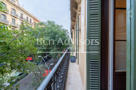 Impresionante-piso-modernista-reformado-en-finc...