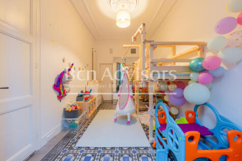 Impresionante-piso-modernista-reformado-en-finc...