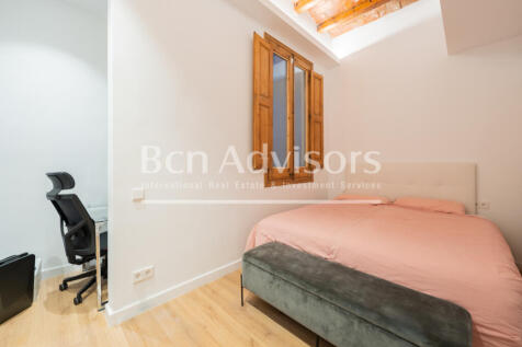 Impresionante-piso-modernista-reformado-en-finc...