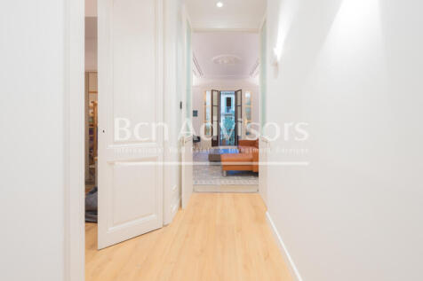 Impresionante-piso-modernista-reformado-en-finc...