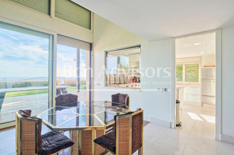 esplendida-casa-con-vistas-a-toda-la-ciudad-en-...