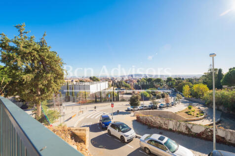 Casa-a-reformar-en-Pedralbes-con-maravillosas-v...