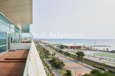extraordinario-atico-con-terraza-y-vistas-al-ma...
