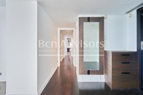 extraordinario-atico-con-terraza-y-vistas-al-ma...
