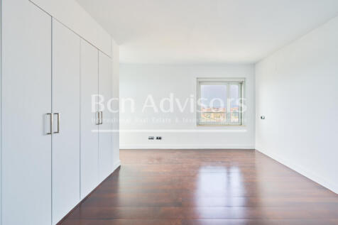extraordinario-atico-con-terraza-y-vistas-al-ma...