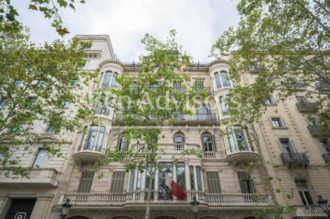 Exclusivo-y-acogedor-piso-en-el-Paseo-de-Gracia...