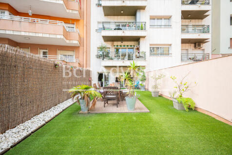 Formidable-y-tranquilo-piso-con-gran-terraza-al...