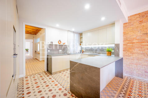 Espectacular-piso-modernista-reformado-a-estren...