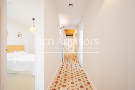 Espectacular-piso-modernista-reformado-a-estren...