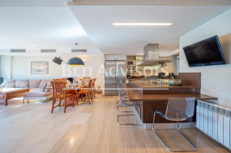 Deslumbrante-y-moderna-casa-con-jardin-terraza-...