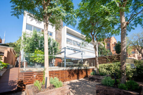 Deslumbrante-y-moderna-casa-con-jardin-terraza-...