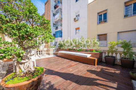 Increible-atico-con-terrazas-en-palacete-modern...