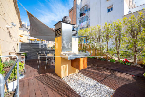 Increible-atico-con-terrazas-en-palacete-modern...