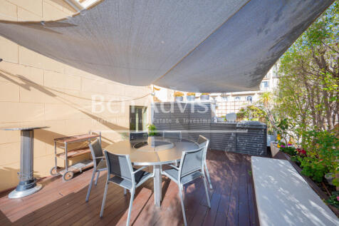 Increible-atico-con-terrazas-en-palacete-modern...