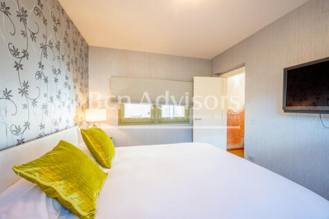 Increible-atico-con-terrazas-en-palacete-modern...