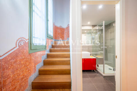 Increible-atico-con-terrazas-en-palacete-modern...